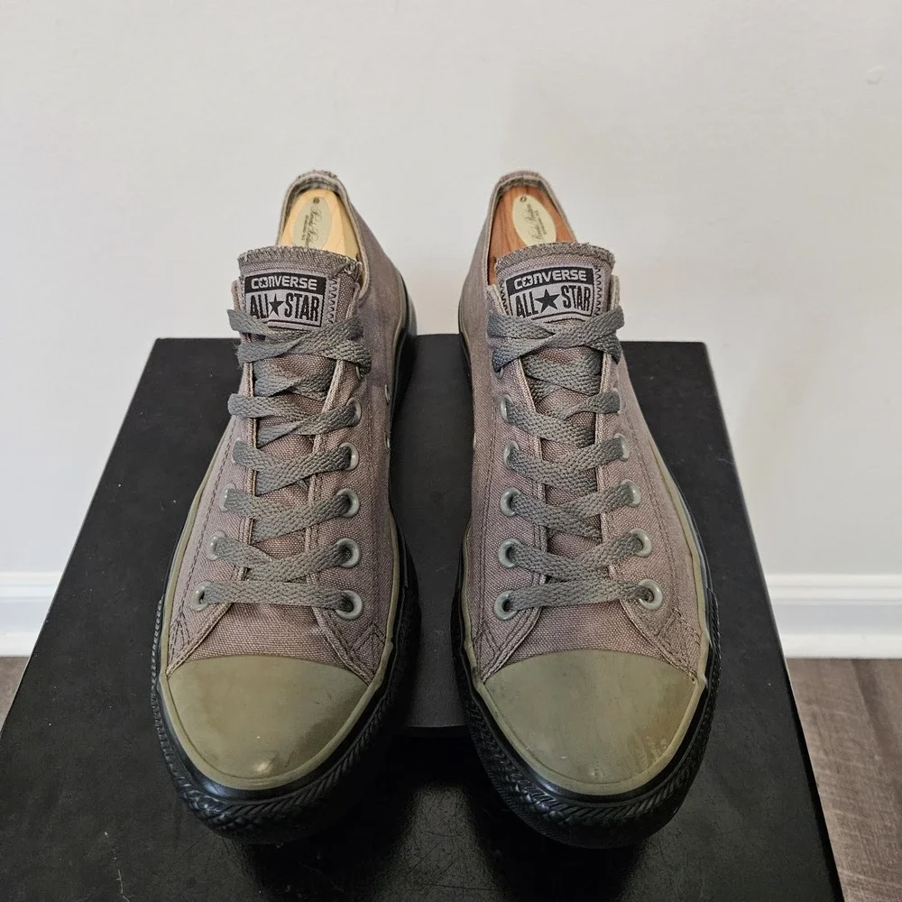 Converse Chuck Taylor  117961F Low Top Gray/Black Sneaker Shoes Men's 10